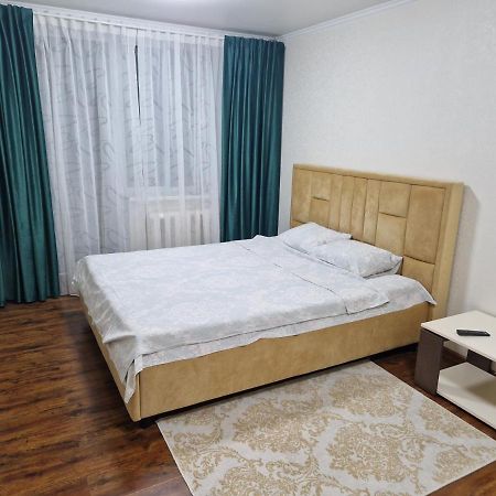 Апартаменты В Тихом Месте Chisinau Bagian luar foto